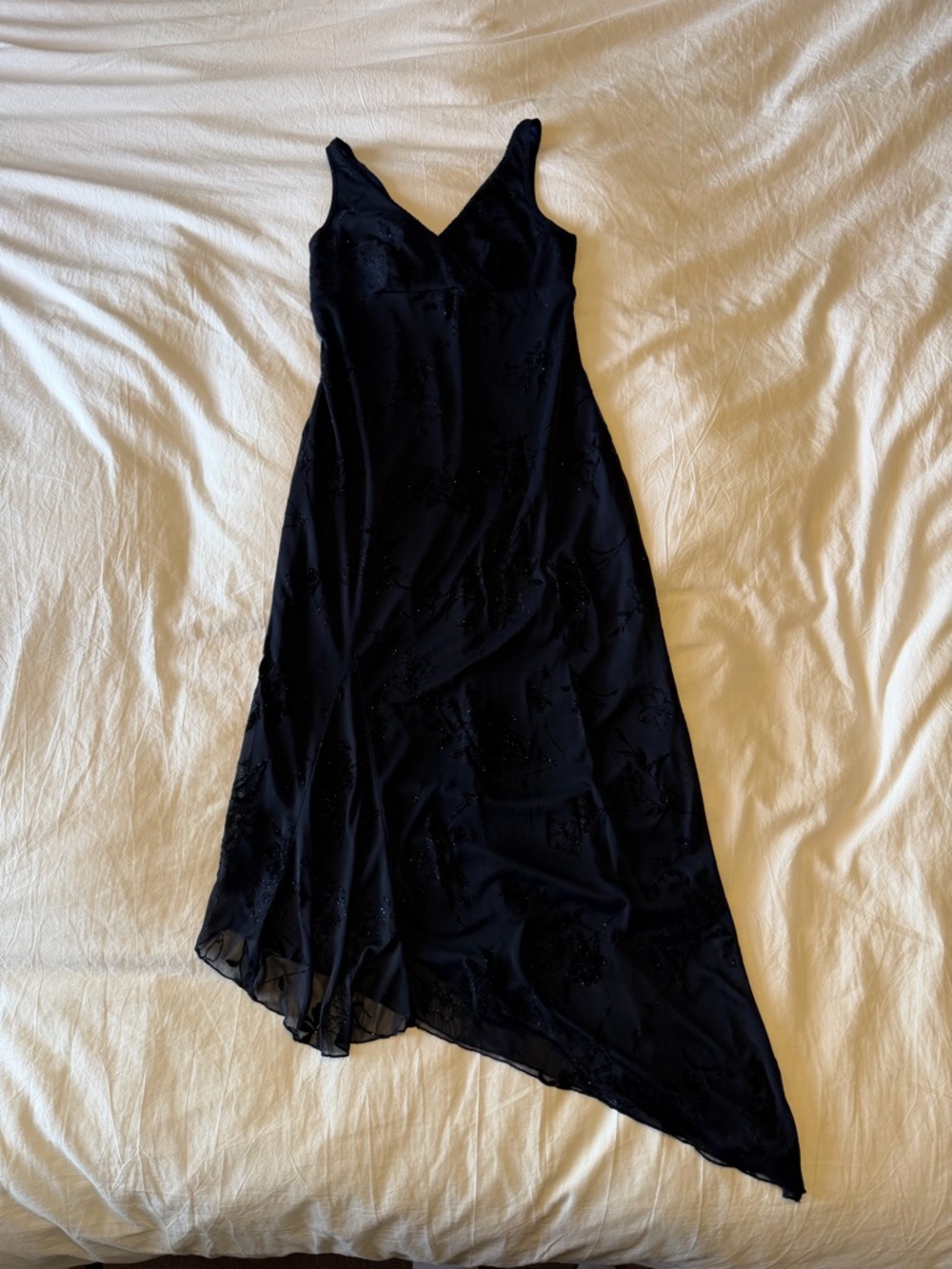 Elegant Dark Blue V-Neck Dress